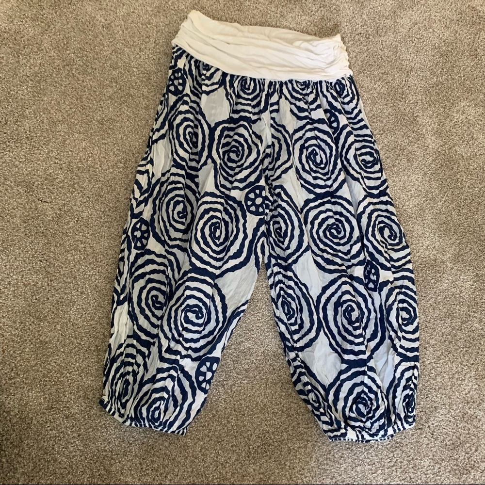 Brand new flowy summer 3/4 length pants.